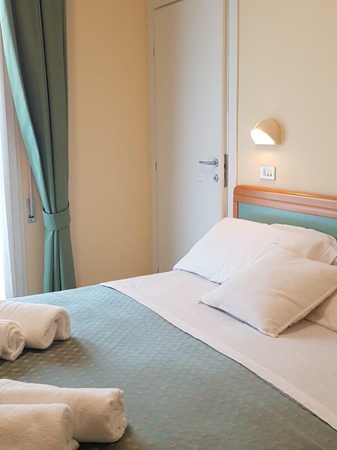 Hotel De La Plage Rimini Exterior photo